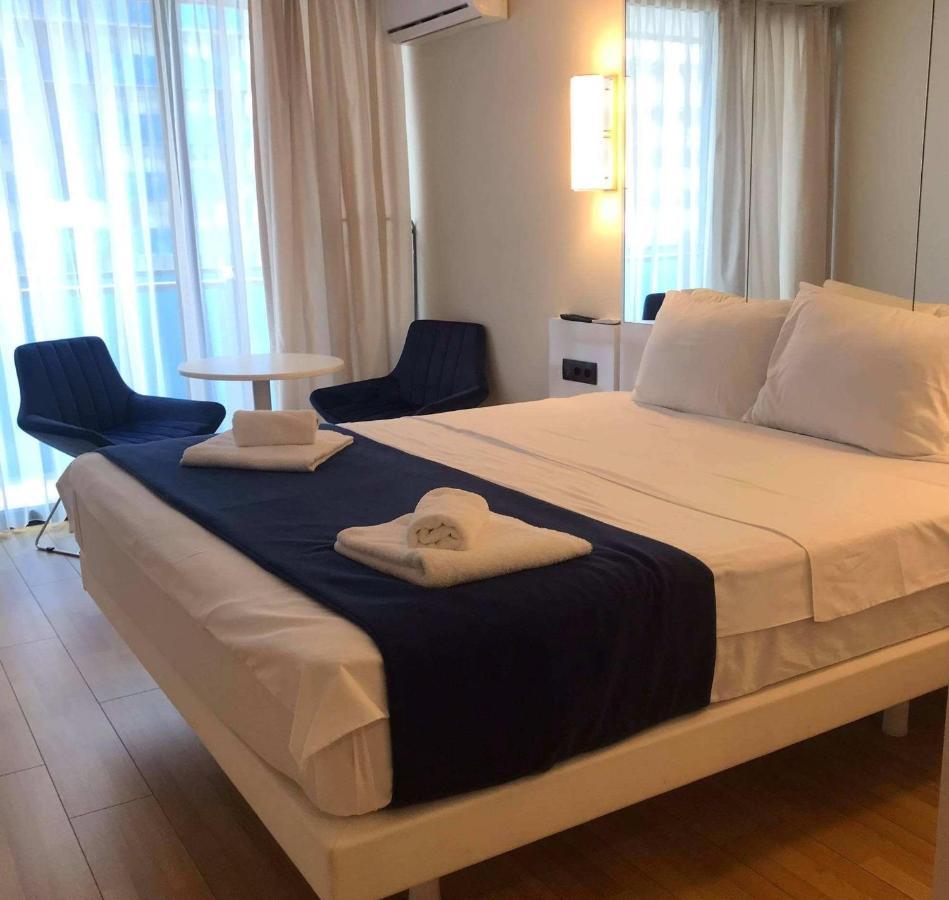 Cozy Apartments With Sea View Orbi City 1422 Batumi Bagian luar foto