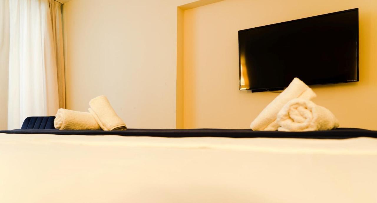 Cozy Apartments With Sea View Orbi City 1422 Batumi Bagian luar foto