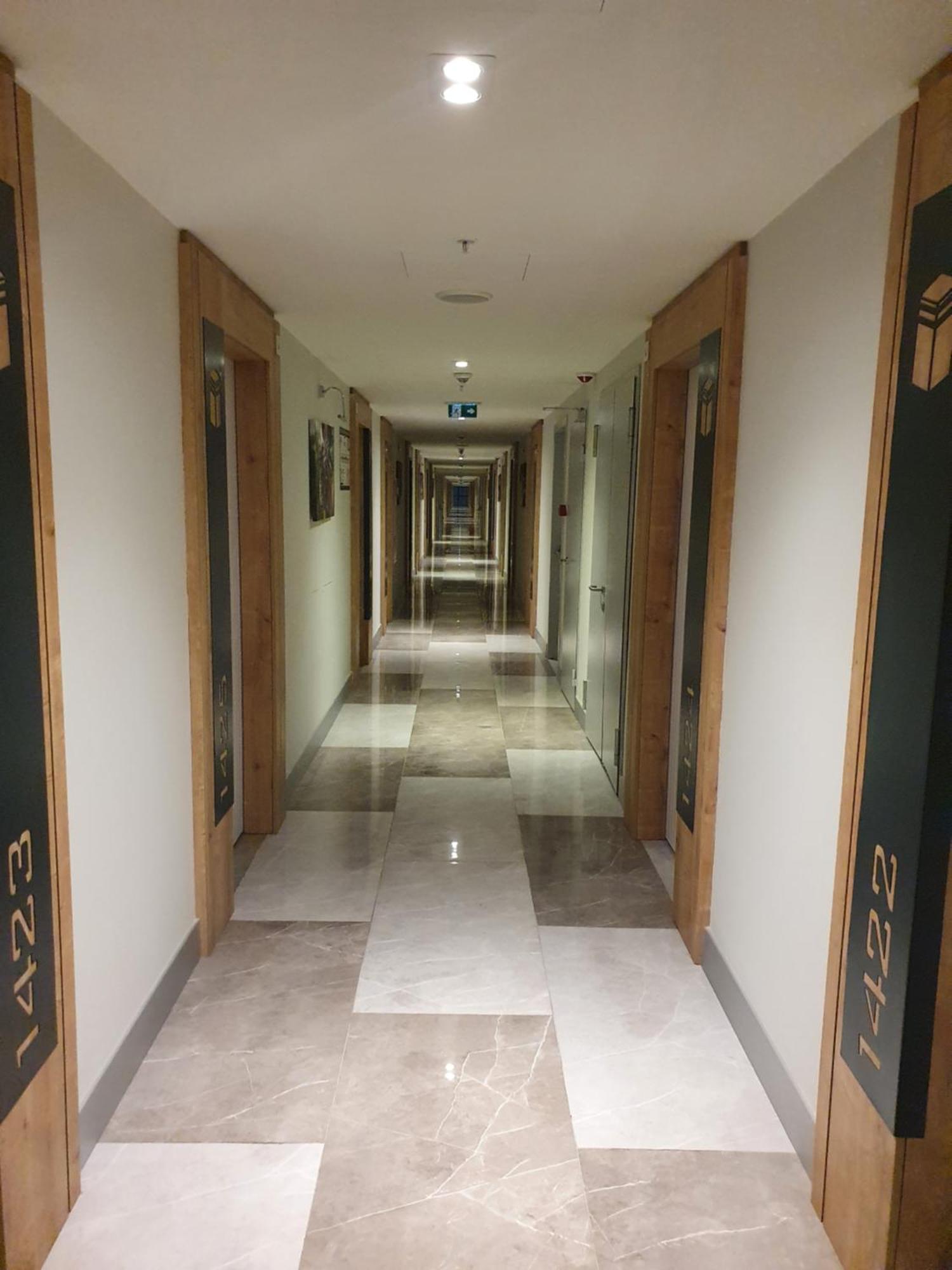 Cozy Apartments With Sea View Orbi City 1422 Batumi Ruang foto